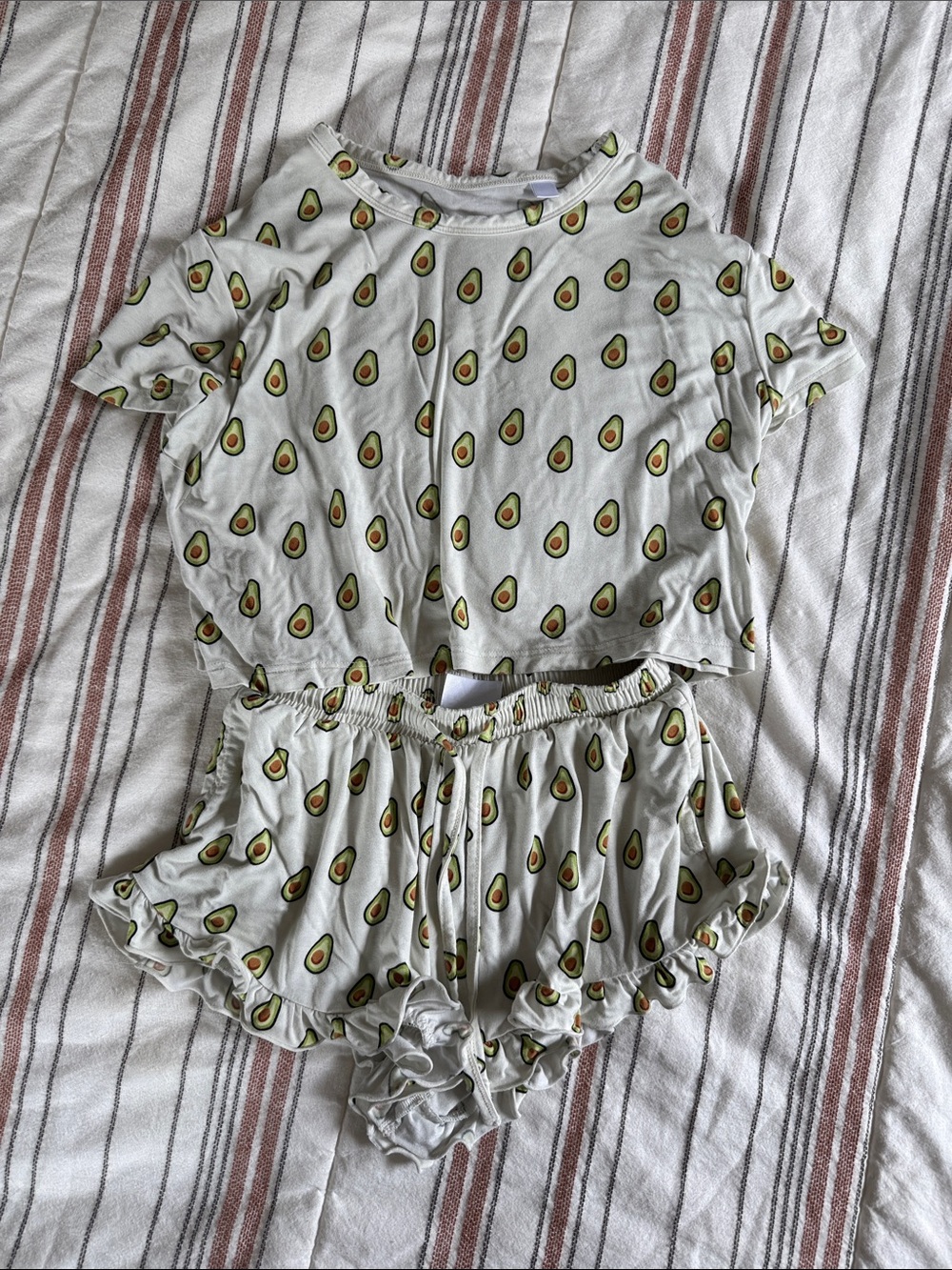 Silks Designs Avocado Print Pajama Set